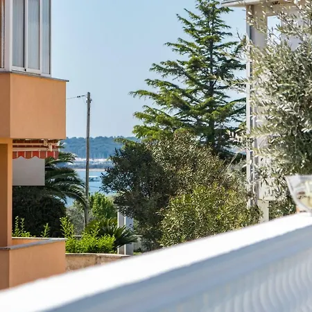 Andriano Apartament *